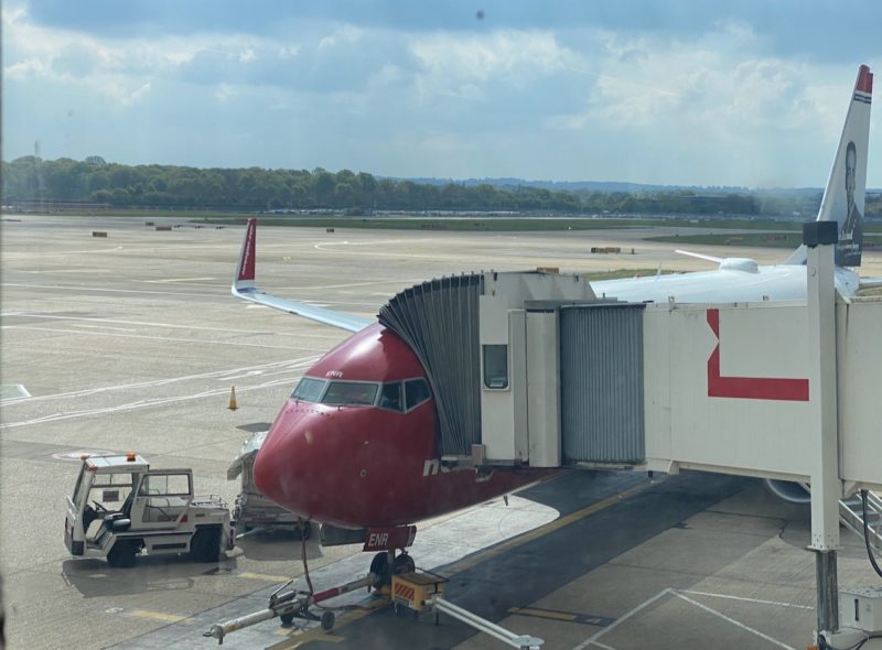 Gatwick airport. Image © PlanetSKI